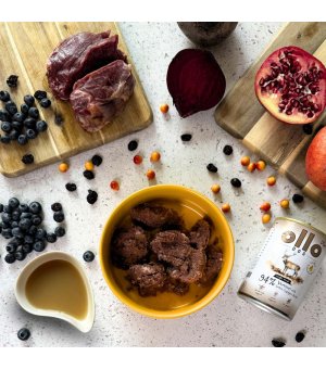 Ollo Plus Kolagen karma mokra dla psów dorosłych Jeleń 400g