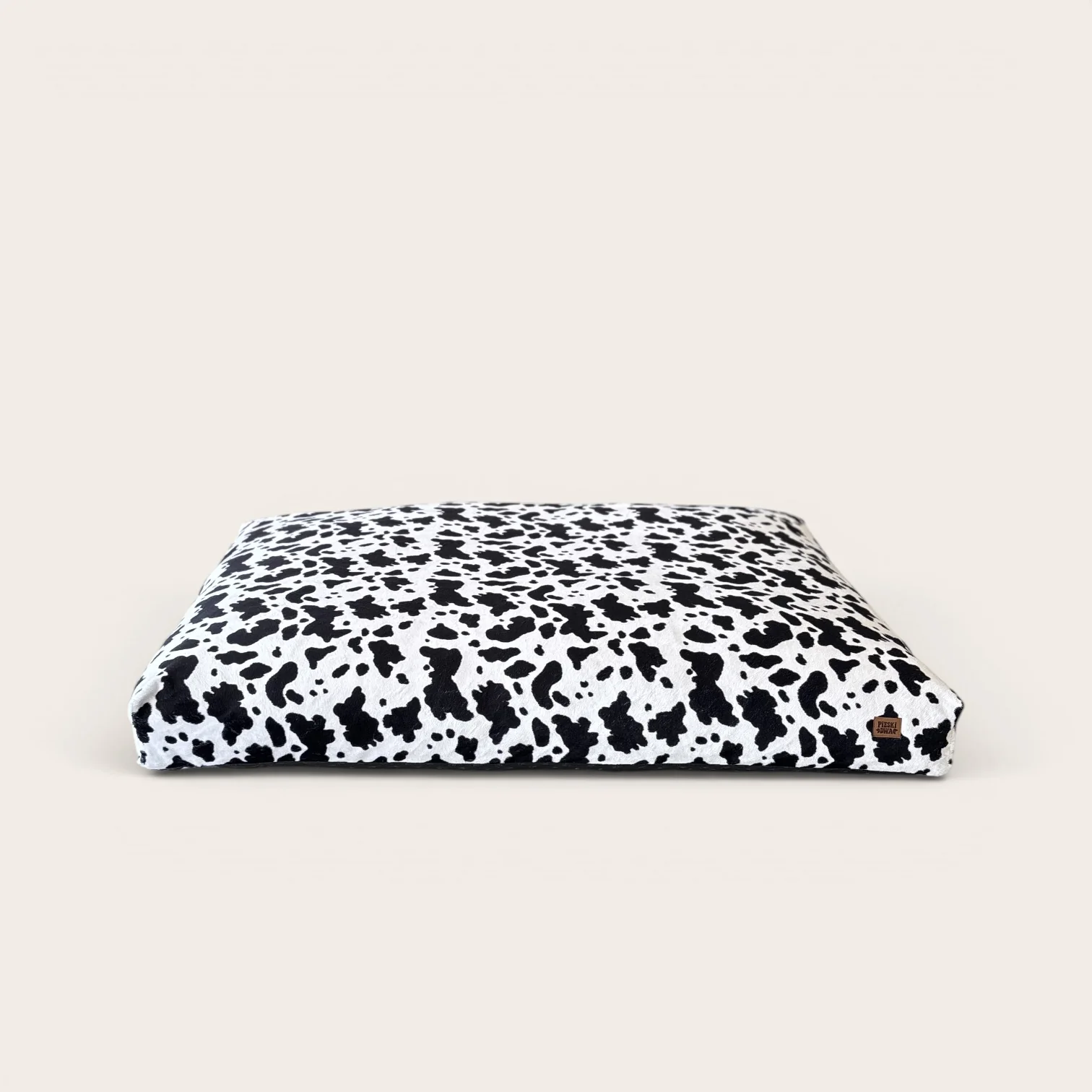 Pieski Dwa Poducha Premium w Łaty Krówka MOO White&Black M 70x60cm